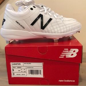 NEW! Men’s New Balance Baseball Cleats Size 9